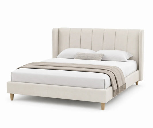 Lit double en tissu beige avec pieds en bois